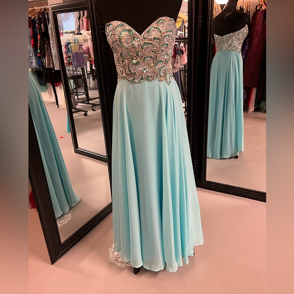 Tony Bowls dress